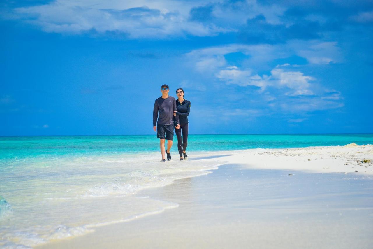 Rashu Hiyaa Hotel Dhiffushi Exterior photo