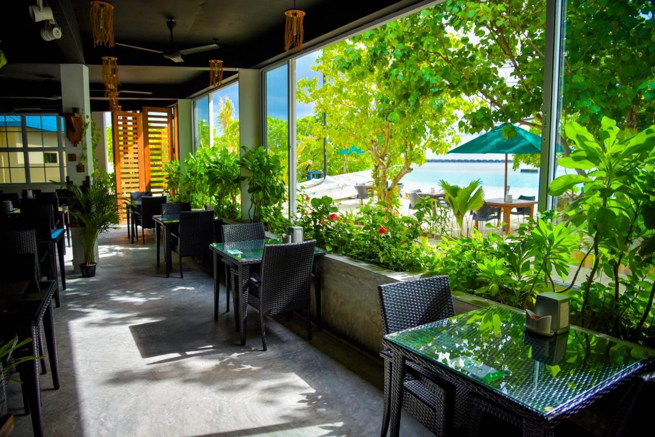 Rashu Hiyaa Hotel Dhiffushi Exterior photo